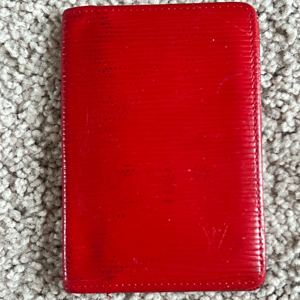 Authentic Louis Vuitton Epi Red Textured Wallet Date Code Great Condition Card